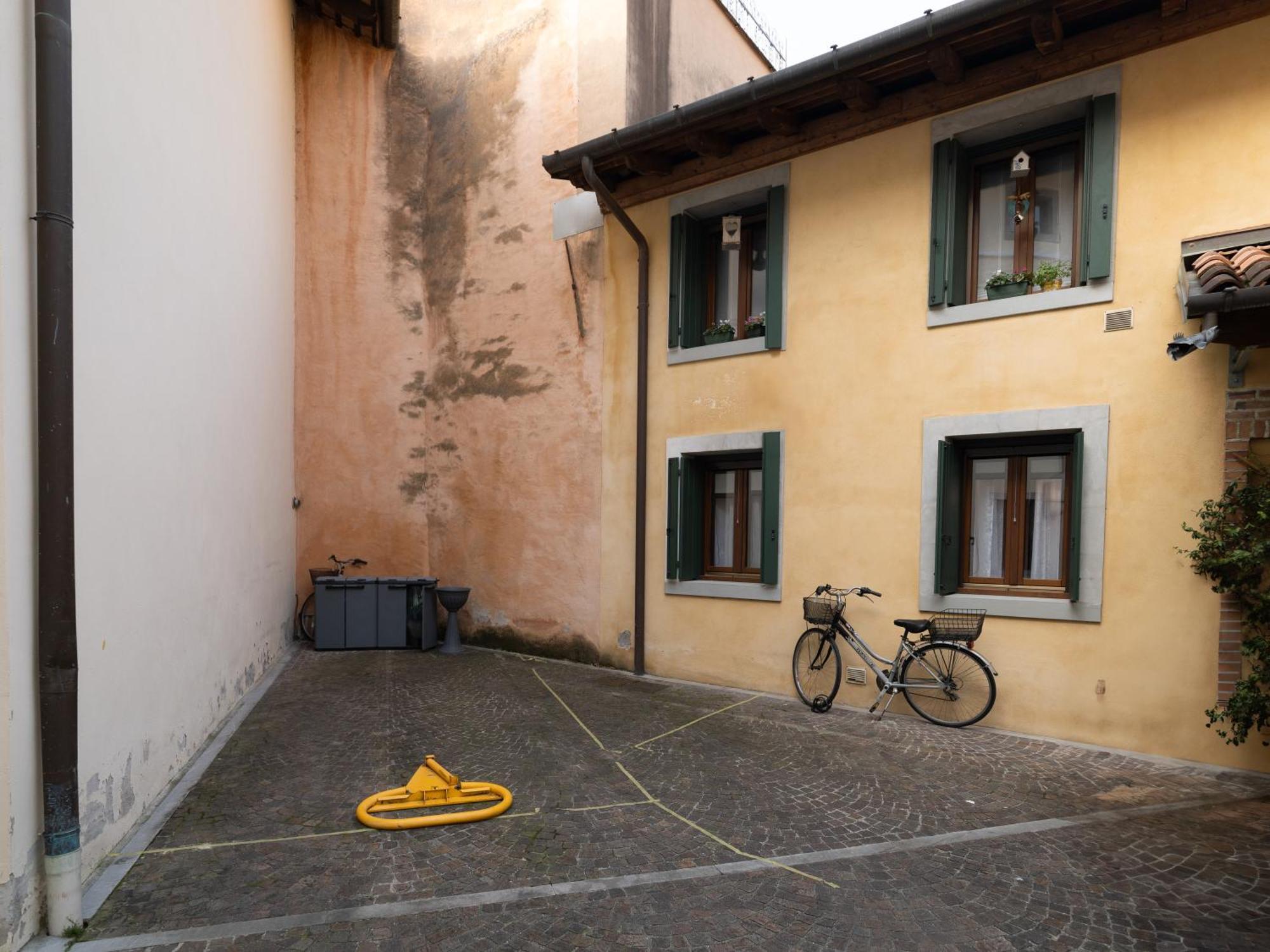 Appartamento Bonbon, Centro Storico Con Parcheggio Gorizia Exterior foto